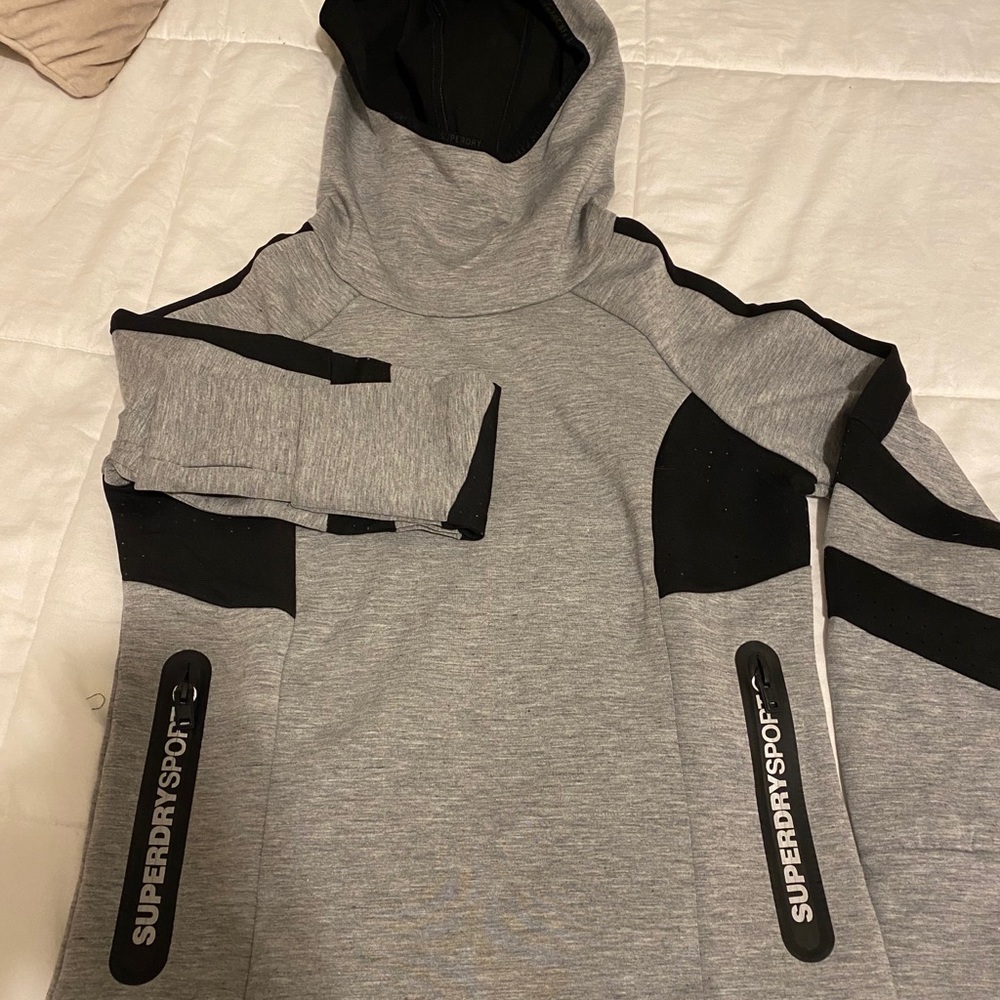 Superdry Gray/black gym hoodie